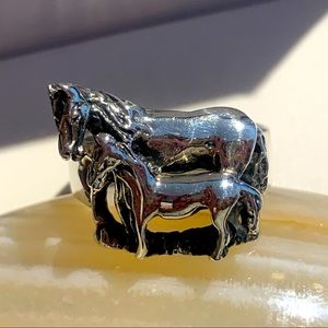 Vintage Sterling Precious Mom & Baby Horse Ring Sz 6
